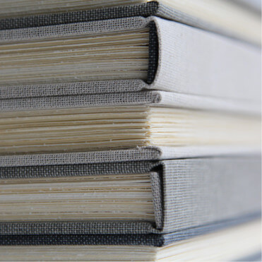 Libros encuadernados en tapa dura